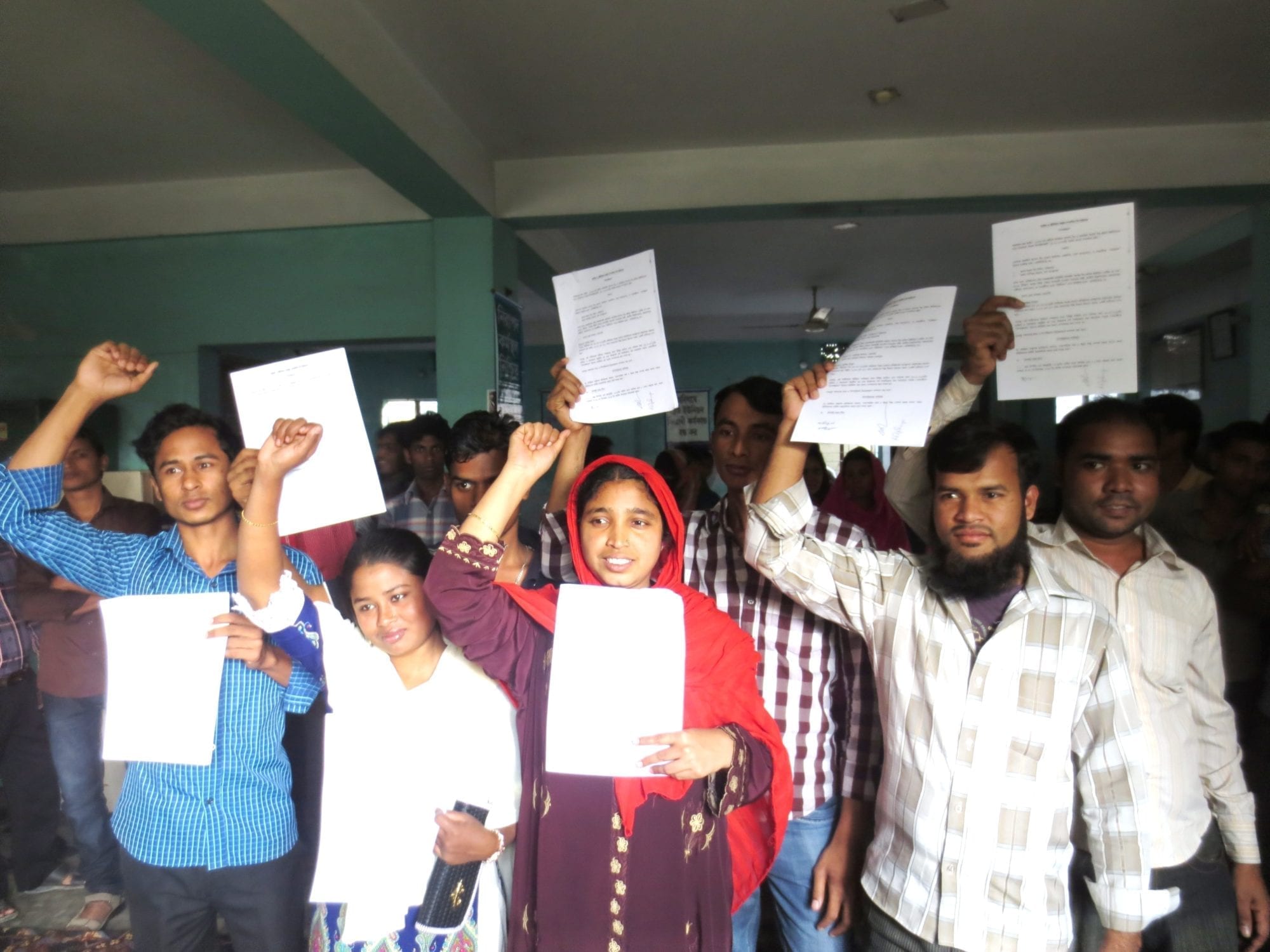 Bangladesh Garment Workers Win Bargaining Pacts at 5 Factories