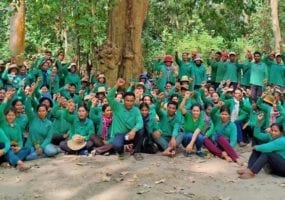 Solidarity Center, Cambodia, Siem Reap, Angkor Wat, trash collectors, union