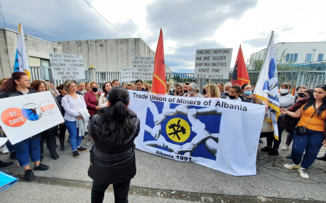 BSPSH union women strike for improved wages and working conditions from an Albanian subsidiary of an Italian multinational lighting company