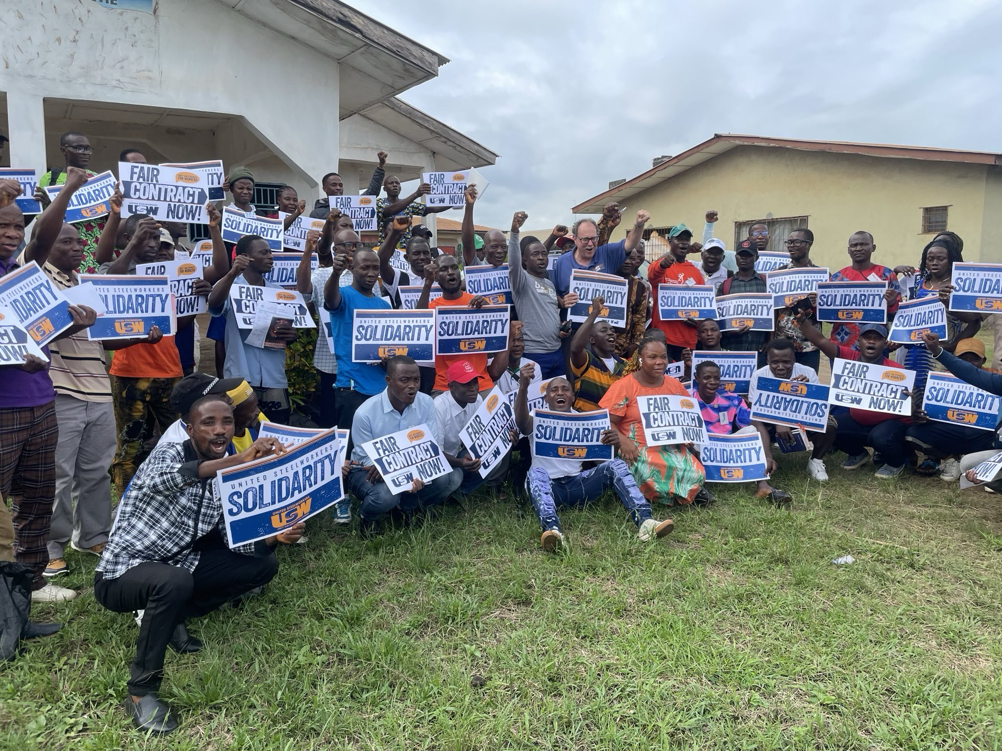 “UNION STRONG!” SAY STEELWORKERS AND FIRESTONE LIBERIA WORKERS